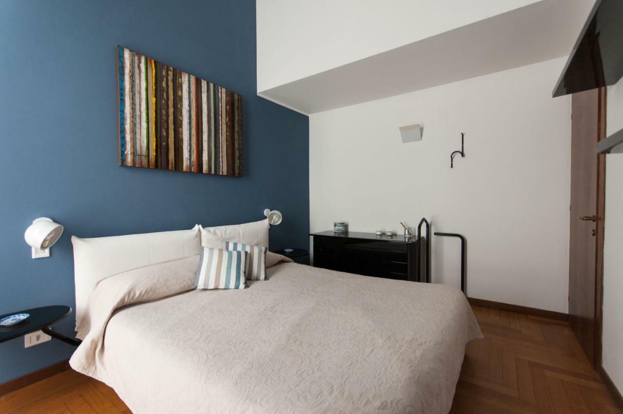 Fancy Blue Duomo Duplex Apartement Milánó Kültér fotó